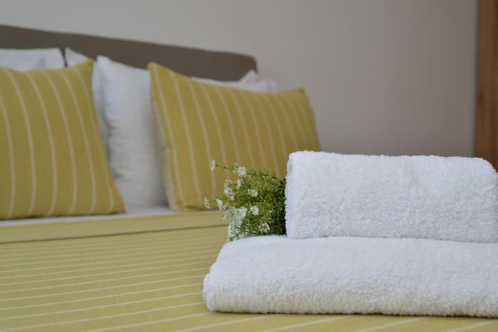 コトルDesign Flat With Impressive Boka Bay Viewアパートメント エクステリア 写真