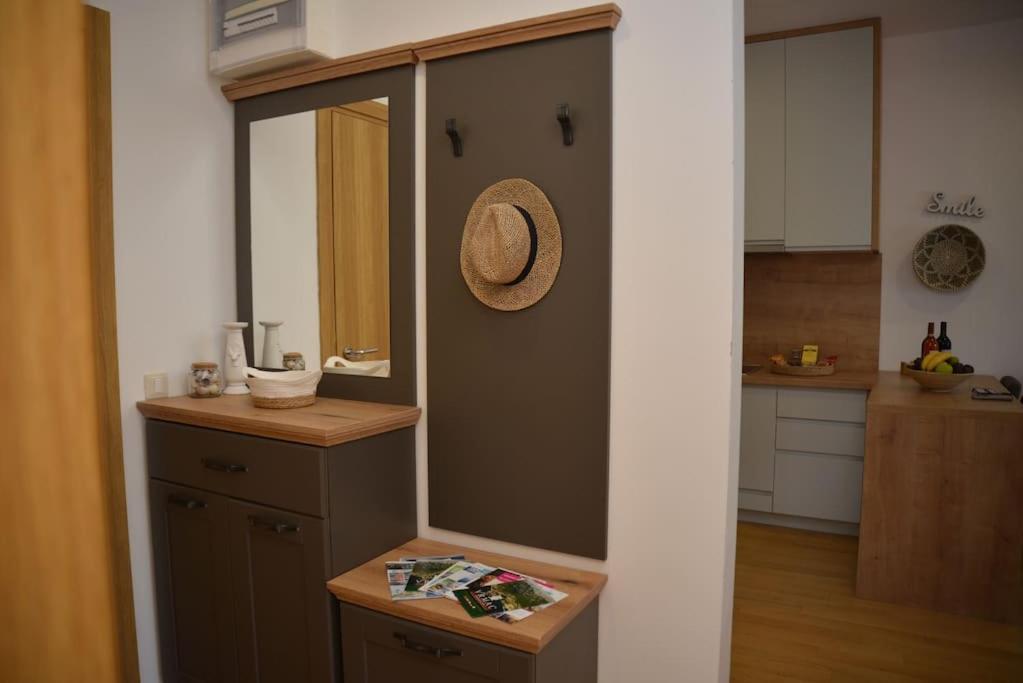 コトルDesign Flat With Impressive Boka Bay Viewアパートメント エクステリア 写真